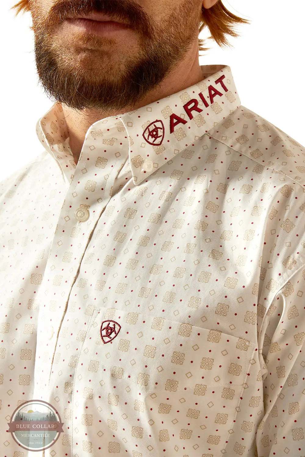Ariat 10054639 Team King Classic Fit Long Sleeve Shirt, collar