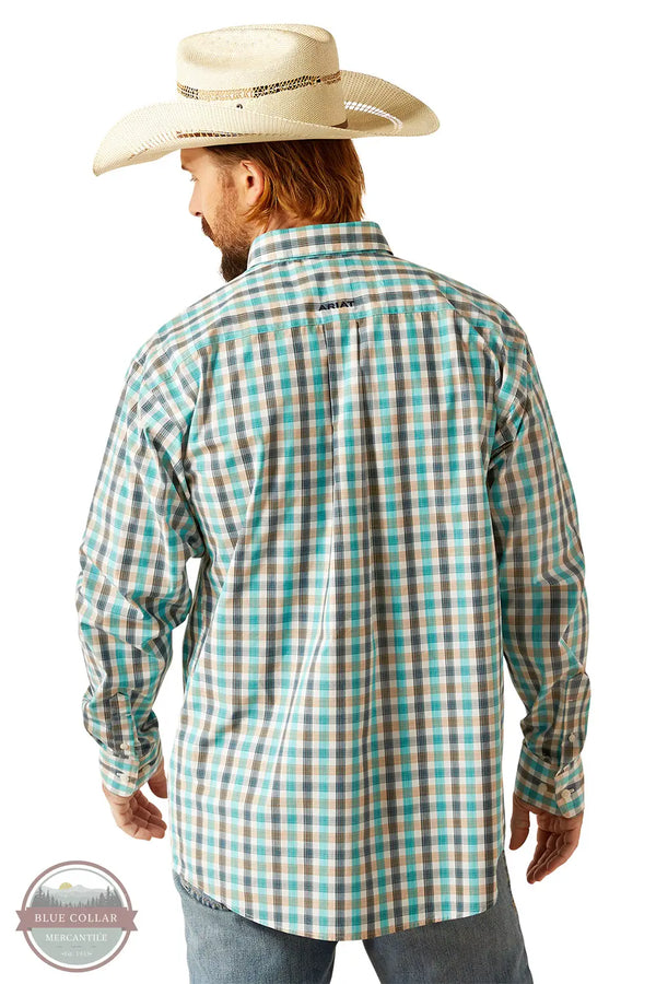 Ariat 10054738 Pro Series Johnathan Classic Fit Long Sleeve Shirt, rear