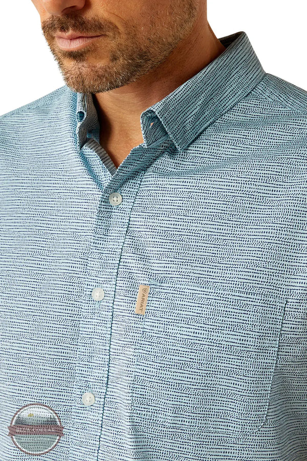 Ariat 10054849 Monte Modern Fit Short Sleeve Shirt in Blue, pocket/collar