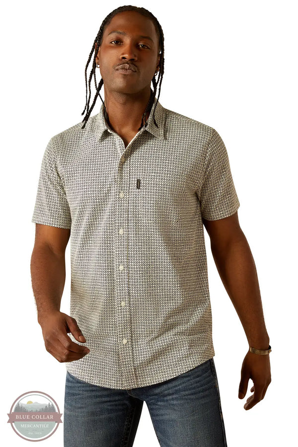 Ariat 10054902 Short Sleeve Retro Button Down Shirt in Black & Cream, front