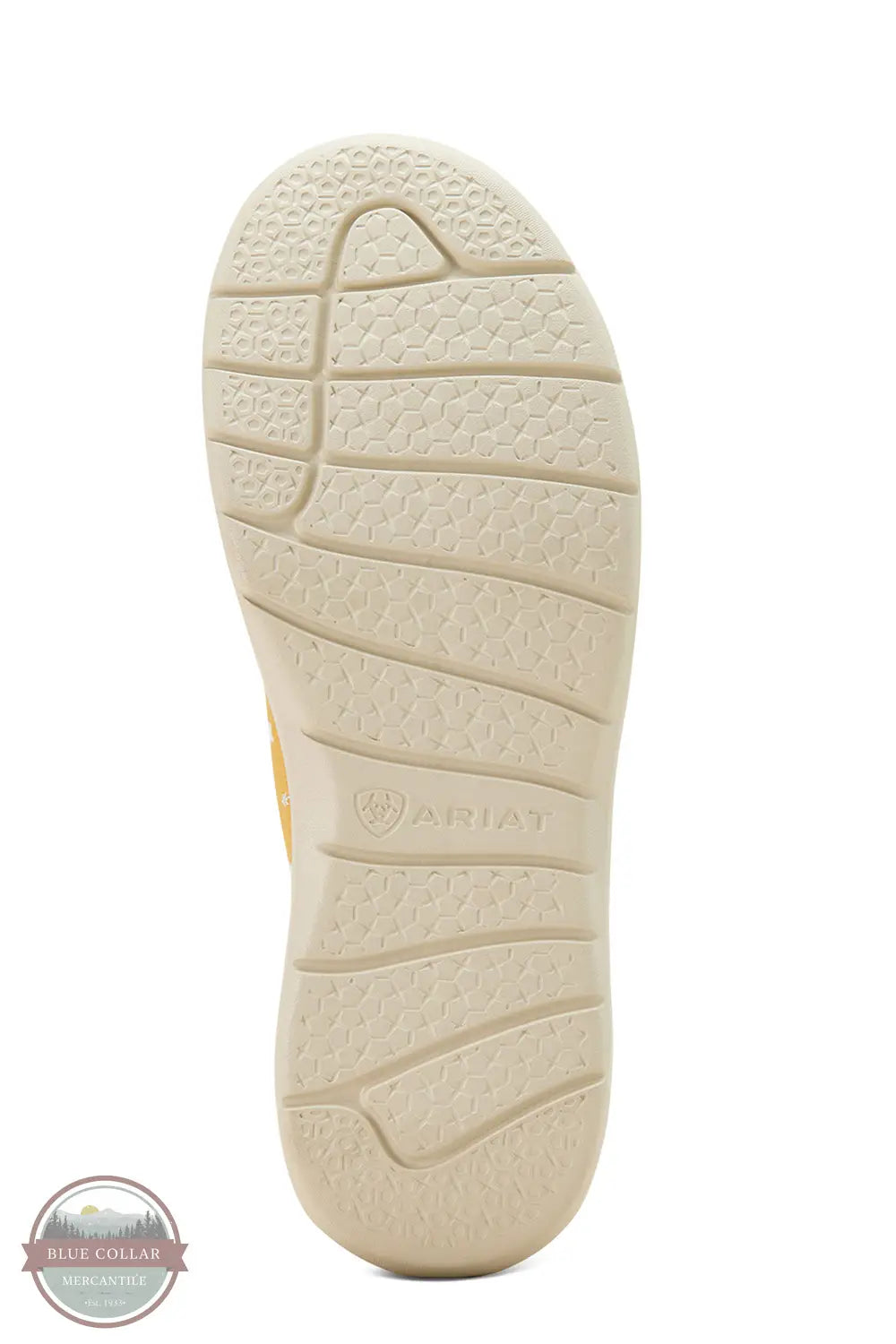 Ariat 10061129 Hilo Steerhead Doodle Moc in Yellow, bottom