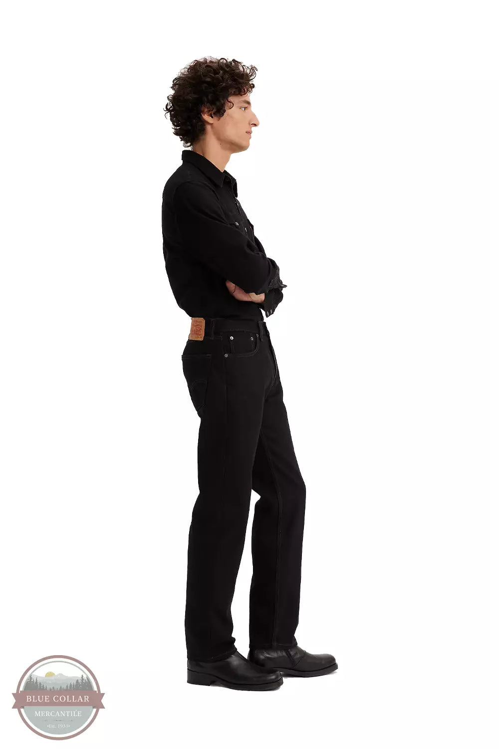 Levi's 505-0260 505 Regular Fit Straight Leg Jeans in Black Side View