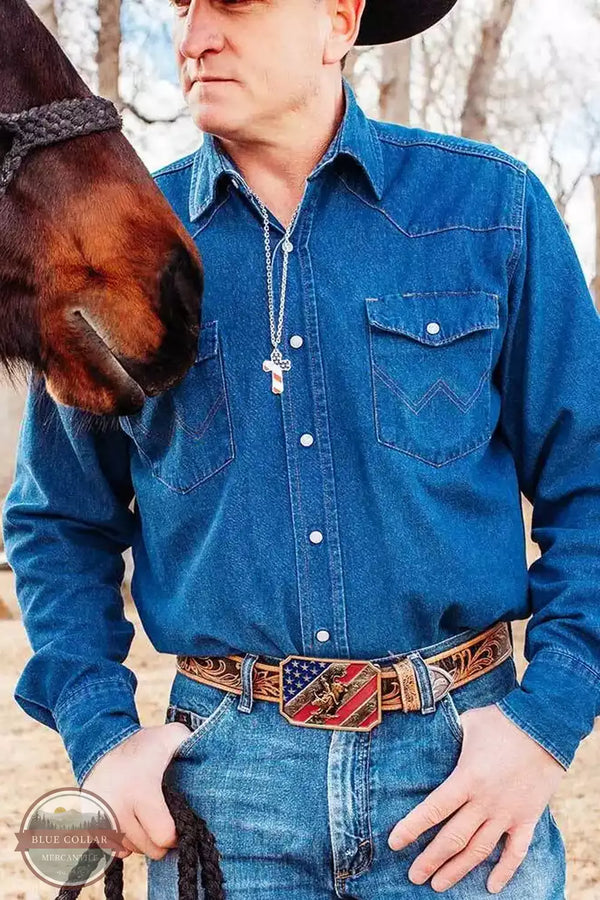 Montana Silversmiths A865 Patriot Bull Rider Attitude Buckle Life View 2