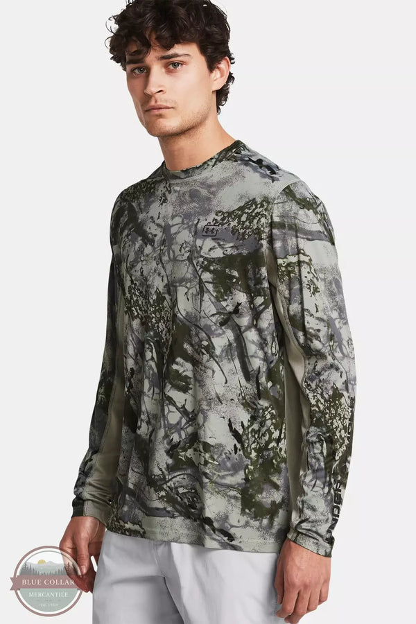 Under Armour 1383573 Fish Pro Chill Camo Long Sleeve Shirt Grove Green Front View. This item is available in multiple colors.