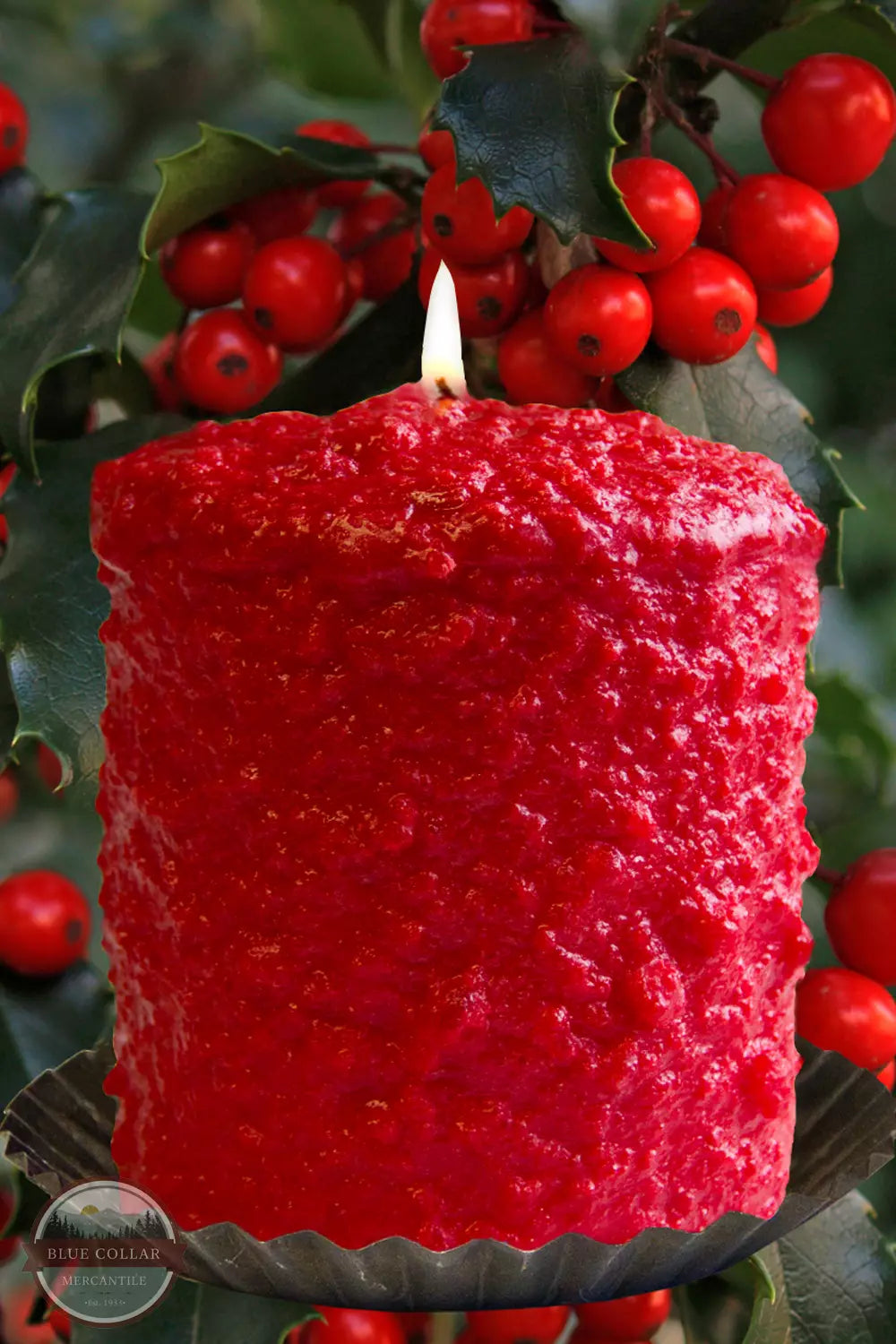 Warm Glow Candle Co. WGCHLB01 Hollyberry Hearth Candle Front View
