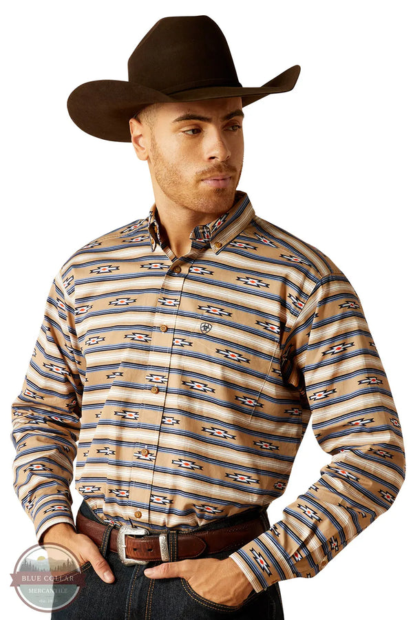 Ariat 10052616 Men's Trace Classic Fit Western Button Up Shirt front view