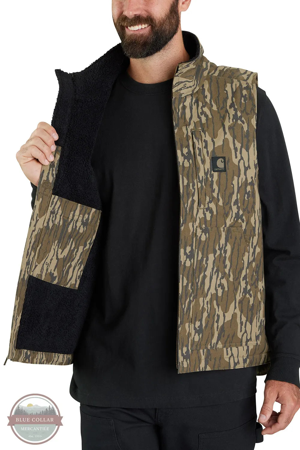 Carhartt 106099 G47 Rugged Flex Duck Loose Fit Sherpa-Lined Camo Mock-Neck Vest inside right view