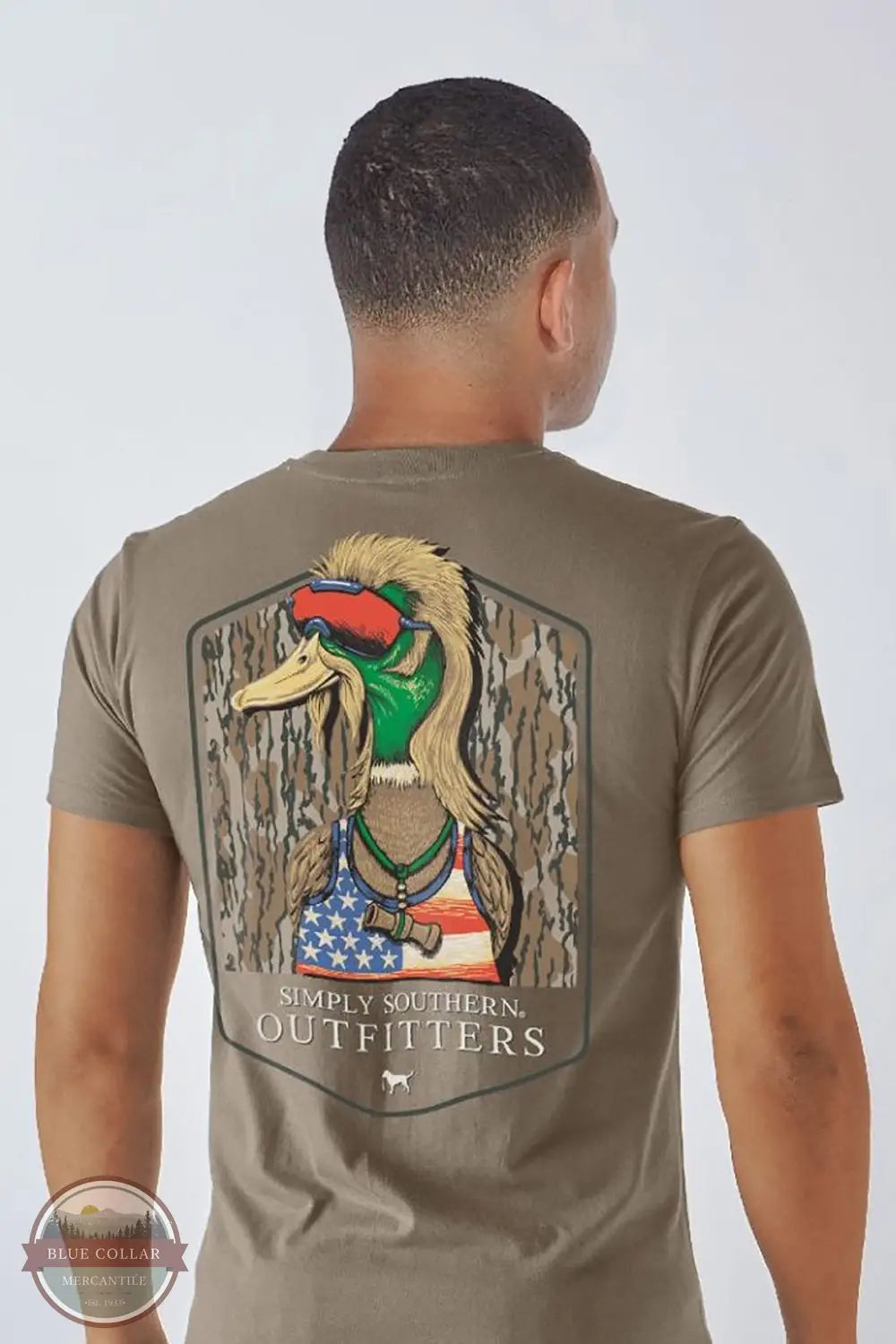 Simply Southern MN-SS-TREEDUCK-DESERTHTHR Mullet Duck Short Sleeve T-Shirt in Brown, model