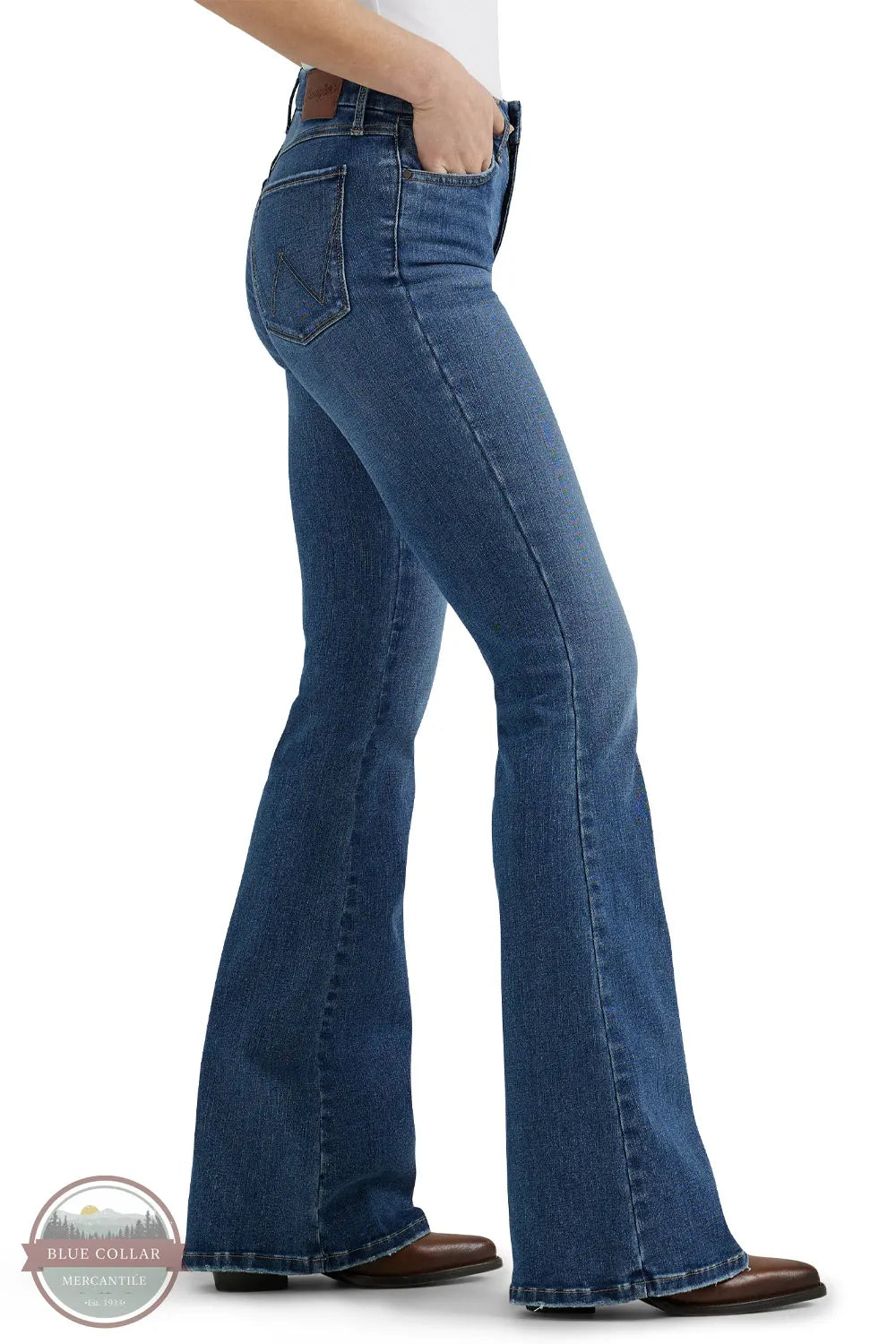 Women's 112359281 Wrangler Bespoke High Rise Flare Jean in Lily side view