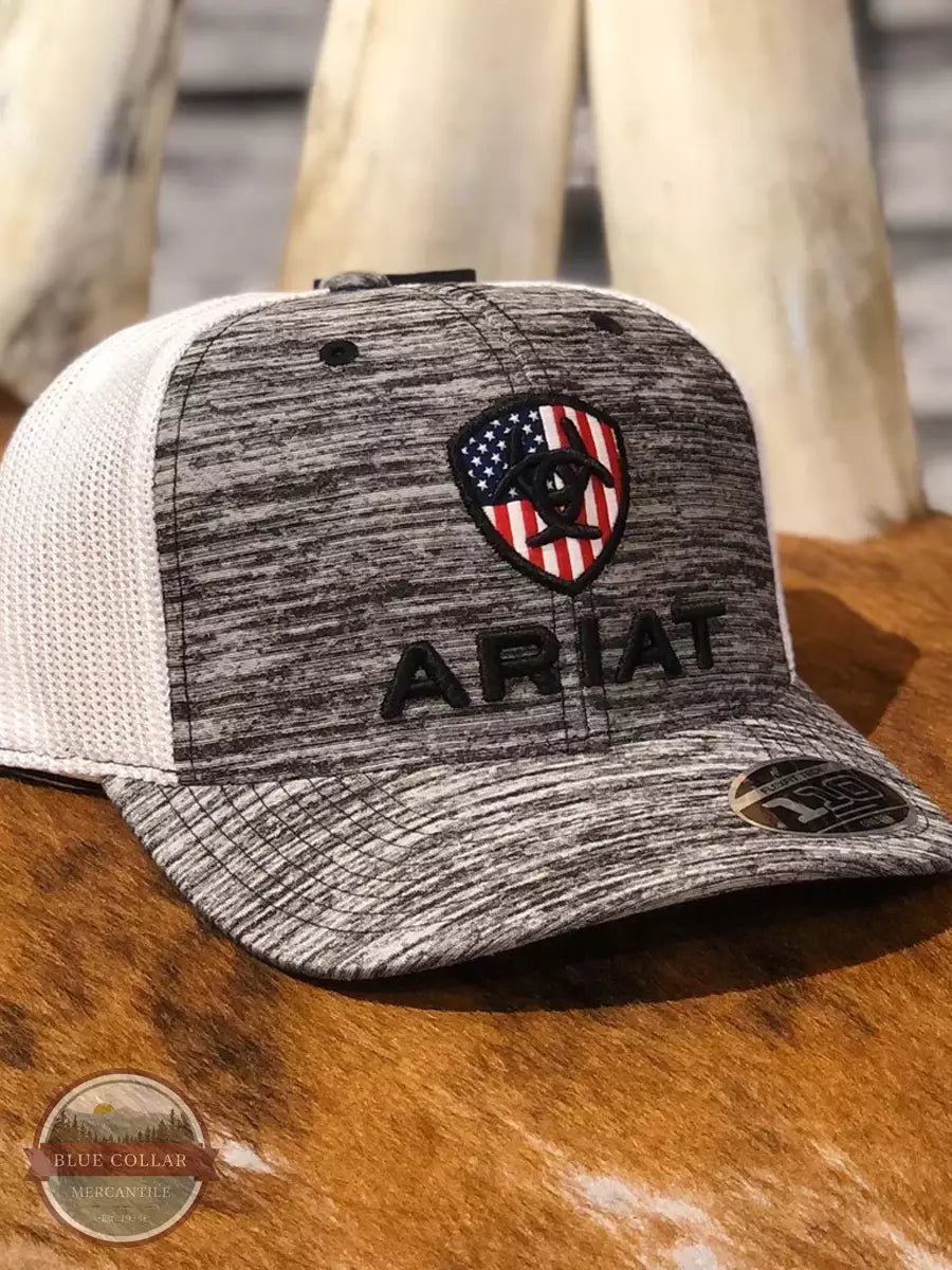 Ariat A300005906 Flexfit 6 Panel Cap in Grey Life View