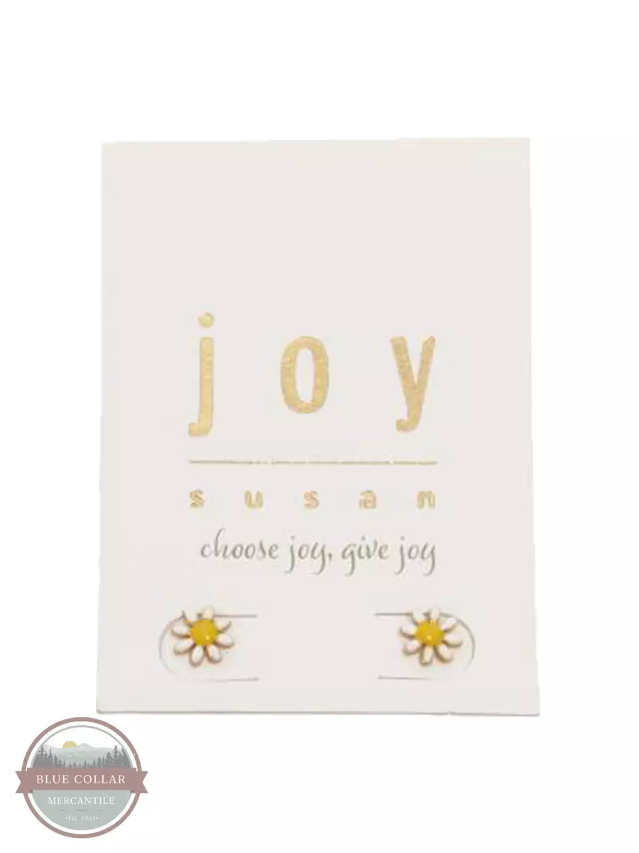 Joy Susan 338-226EW White Daisy Stud Earrings Front View