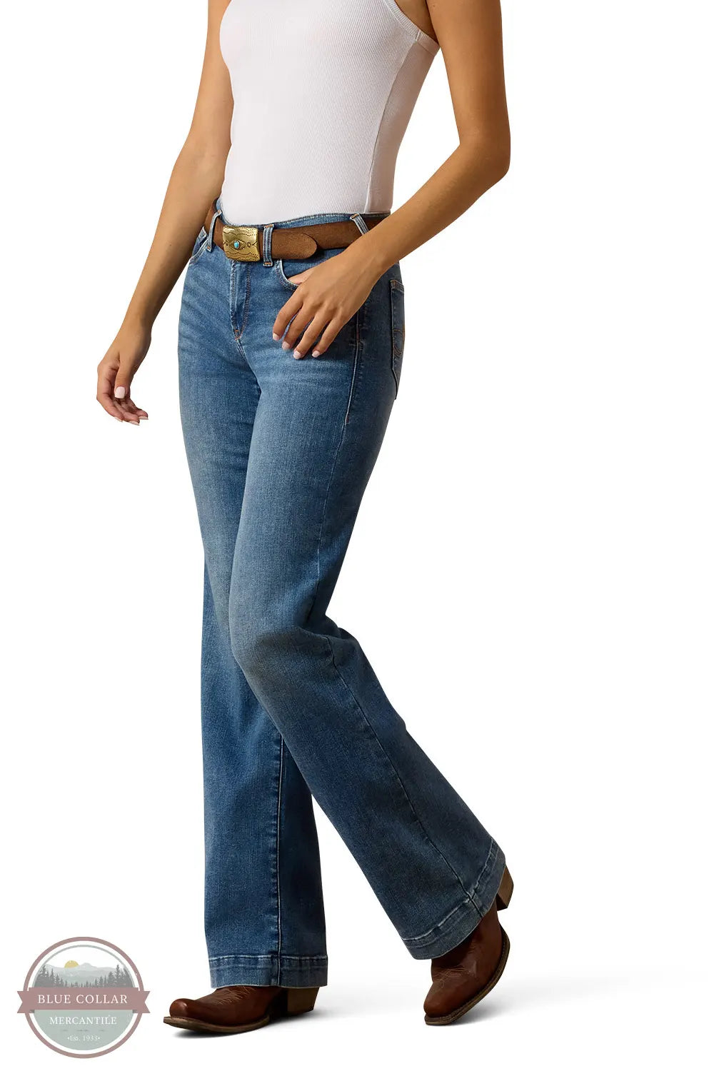 Ariat 10079053 Women's Perfect Rise Revel Vilma Ultrastretch Trouser Jean in Sky Valley side view of model wearing jeans