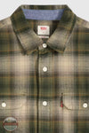 Levi's 19587 Men's Classic Worker Long-Sleeve Flannel Shirt detail view of shirt front