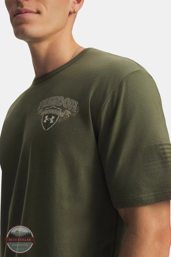 Under Armour 6013375-390 Men's UA Freedom Eagle Short Sleeve T-Shirt front pocket detail view