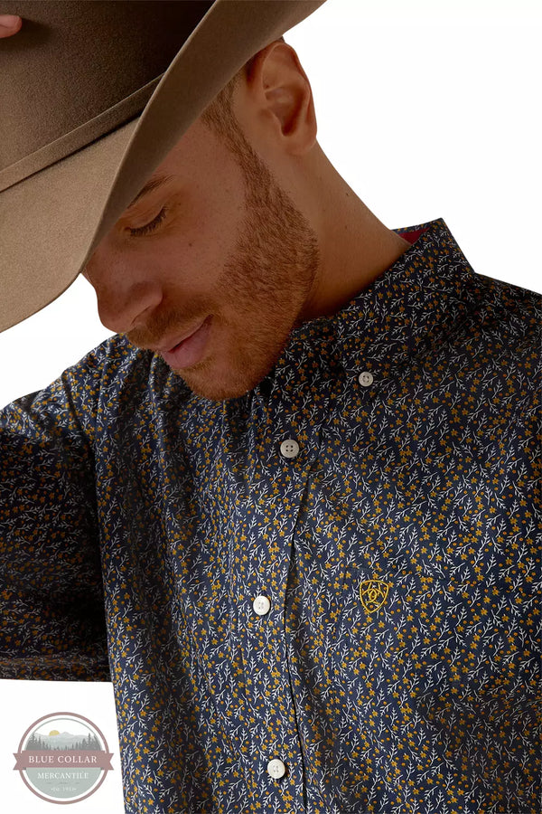 Ariat 10046204 Wrinkle Free Kolson Classic Fit Long Sleeve Shirt in Deep Pacific Detail View
