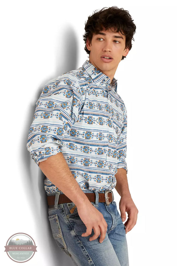 Ariat 10046577 Garith Long Sleeve Snap Shirt in a Turquoise Print Profile View
