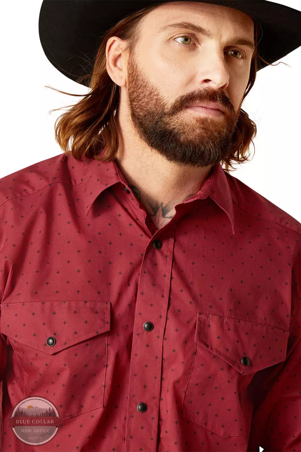 Ariat 10047386 Norwin Western Snap Long Sleeve Shirt in Red Print Detail View