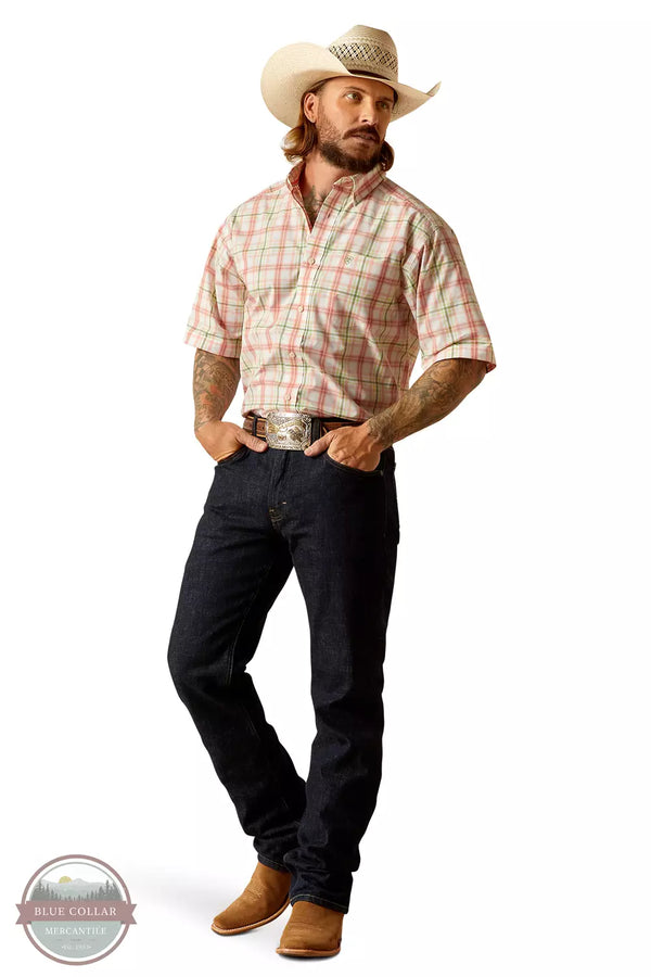 Ariat 10048359 Pro Series Truman Classic Fit Short Sleeve Shirt in Tea Rose Full View