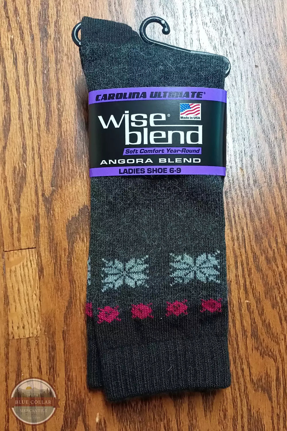 Carolina Ultimate 8040 Wise Blend Ladies Angora Snow Flake Crew Socks in Black Product View