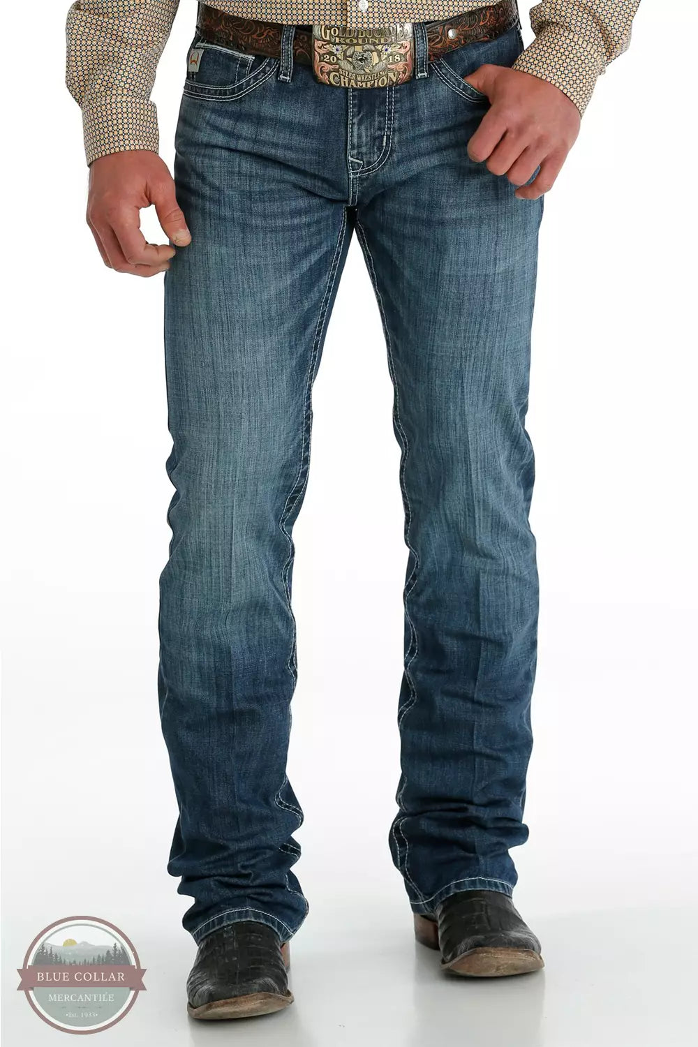Cinch MB57936001 IND Ian Slim Straight Jeans in Medium Stonewash Front View