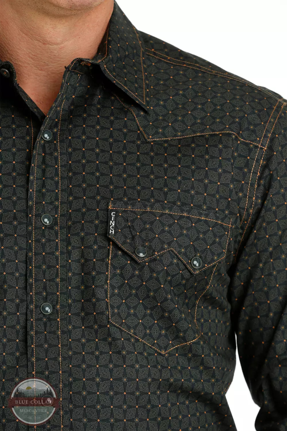 Cinch MTW1301070 Black Diamond Print Long Sleeve Western Snap Shirt Detail View