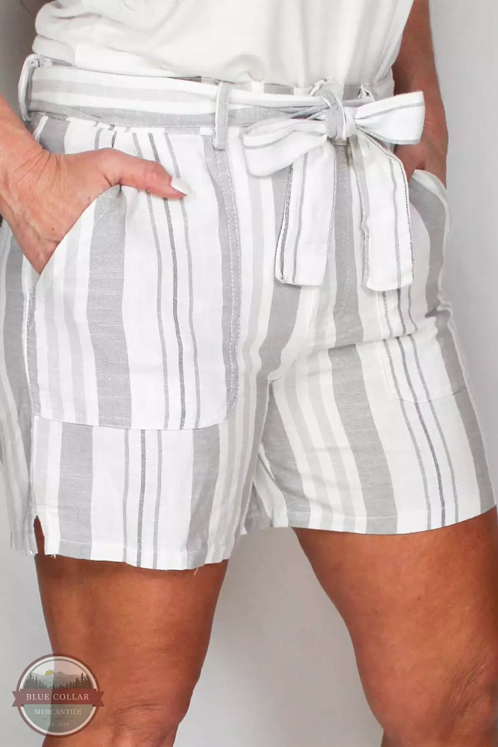 Harmony & Havoc MS26597-05H Linen Grey Stripe Shorts Profile View