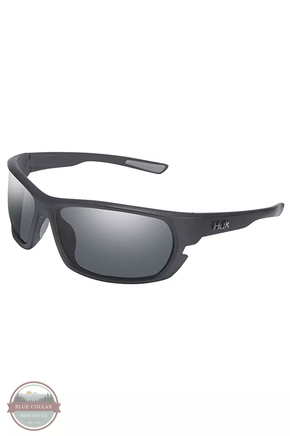 Huk E000024600101 Challenge Polarized Sunglasses in Matte Black Frame / Gray Lens Profile View