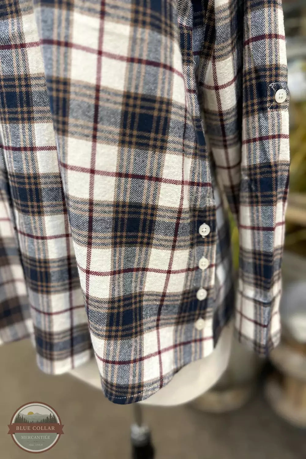 Keren Hart 75029 Black Plaid Flannel Long Sleeve Button Up Shirt Detail View