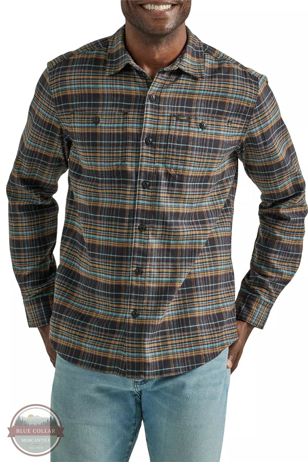 Lee 112339806 Extreme Motion Flannel Button Down Long Sleeve Shirt in Charcoal Plaid Front View