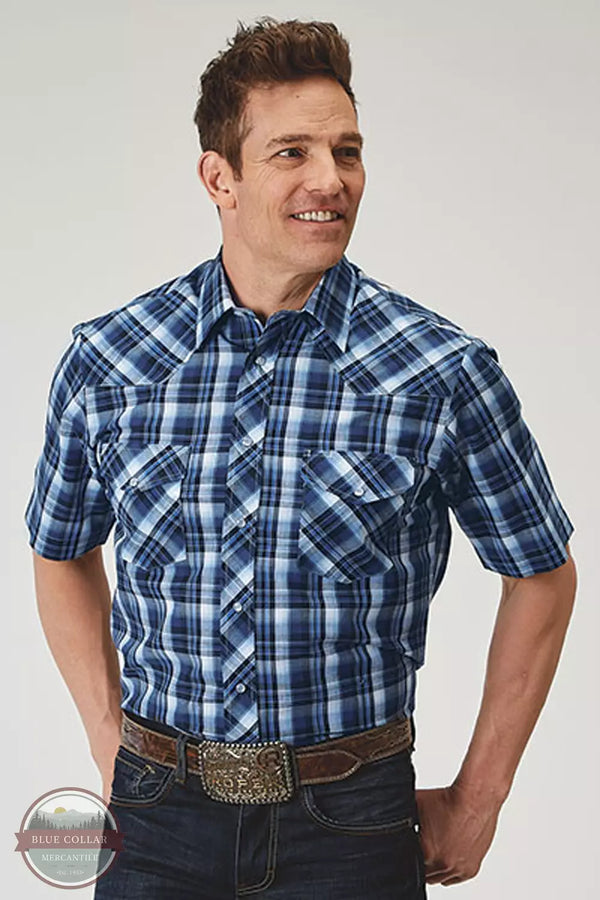 Roper 01-002-0101-3008 BU Midnight Plaid Short Sleeve Western Snap Shirt Front View