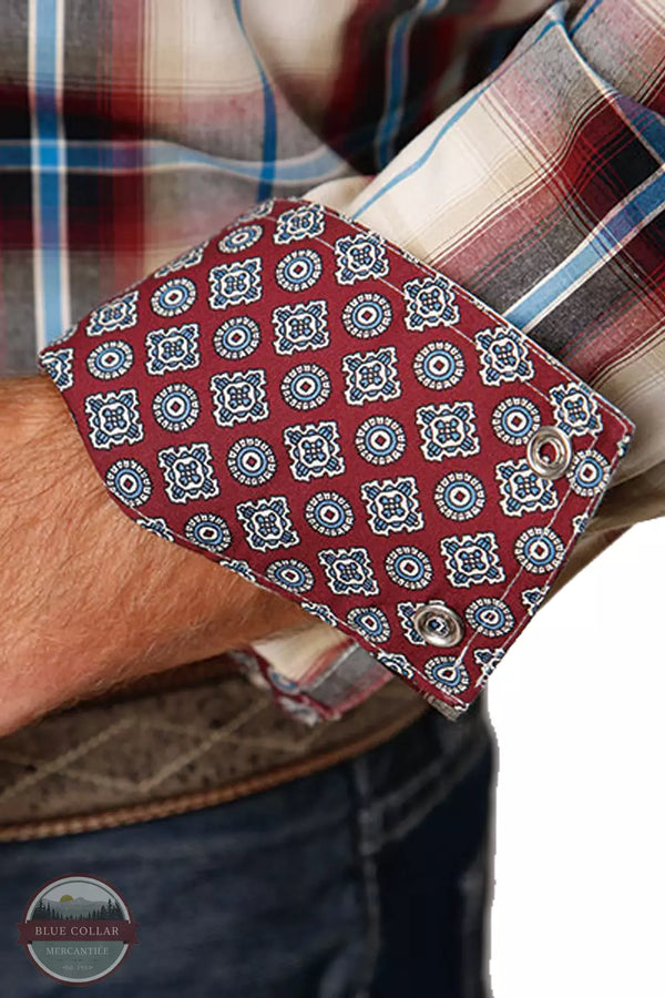 Roper 03-001-0278-7032 RE Amarillo Collection Ruby Falls Long Sleeve Shirt in Red Canyon Plaid Cuff Detail View