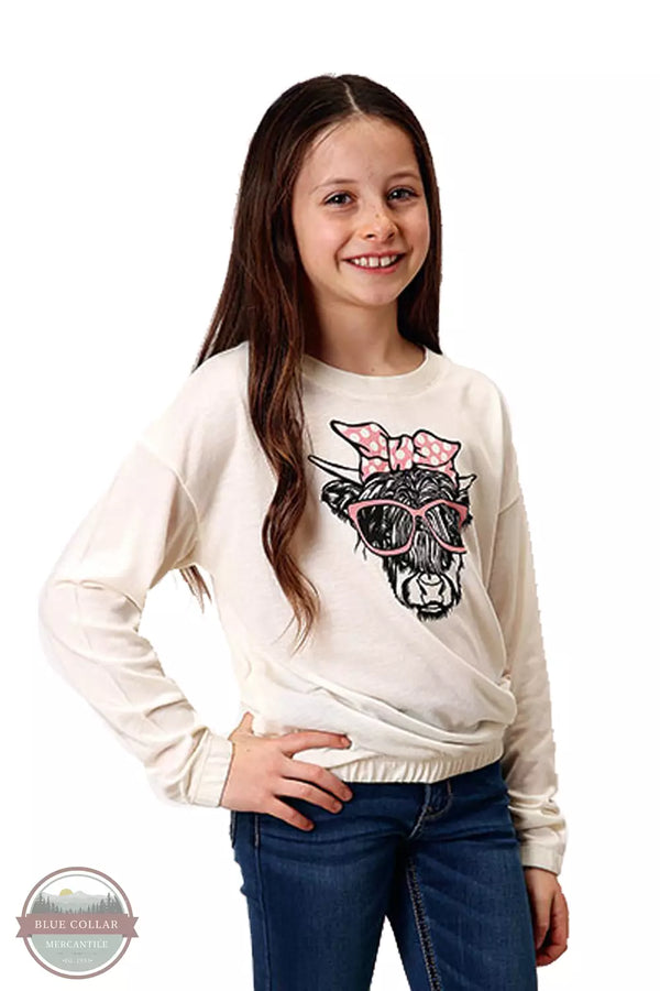 Roper 03-009-0513-6132 WH Long Sleeve Highland Cow T-Shirt in White Front View