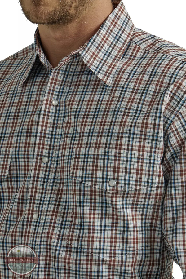 Wrangler 112330342 Wrinkle Resistant Long Sleeve Western Snap Shirt in Brown Plaid Detail View