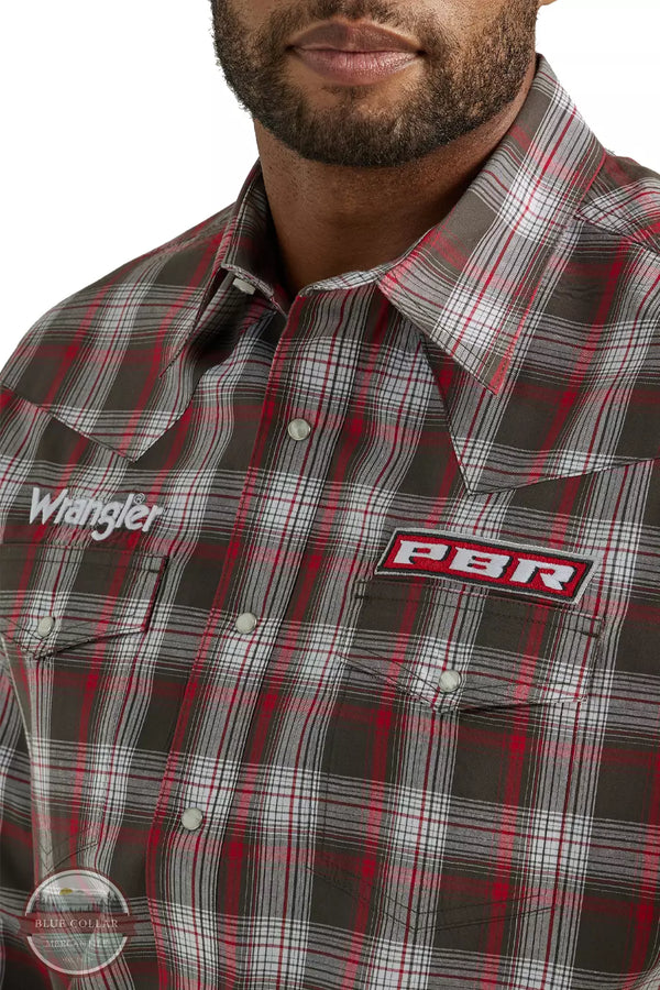 Wrangler 112330377 PBR Long Sleeve Western Snap Shirt in Red Plaid Front Detail