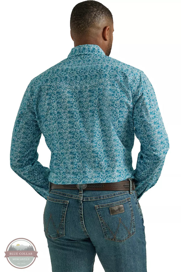 Wrangler 112331826 George Strait Long Sleeve Western Snap Shirt in Turquoise Paisley Back View