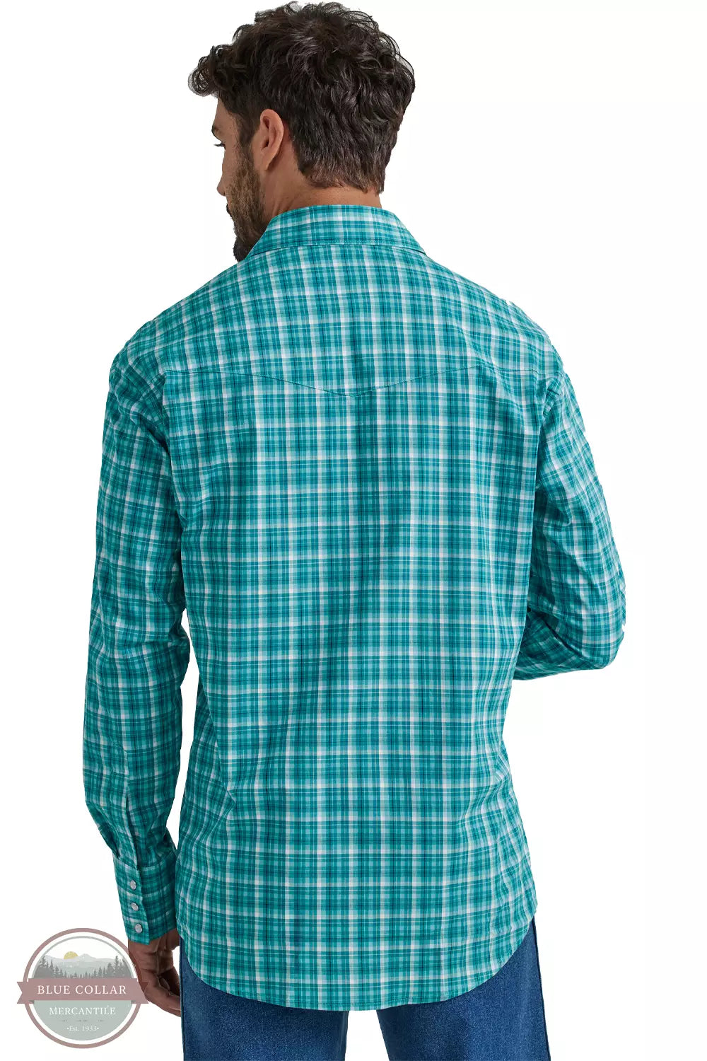 Wrangler 112337449 Wrinkle Resist Long Sleeve Snap Shirt in Cyan Plaid Back View