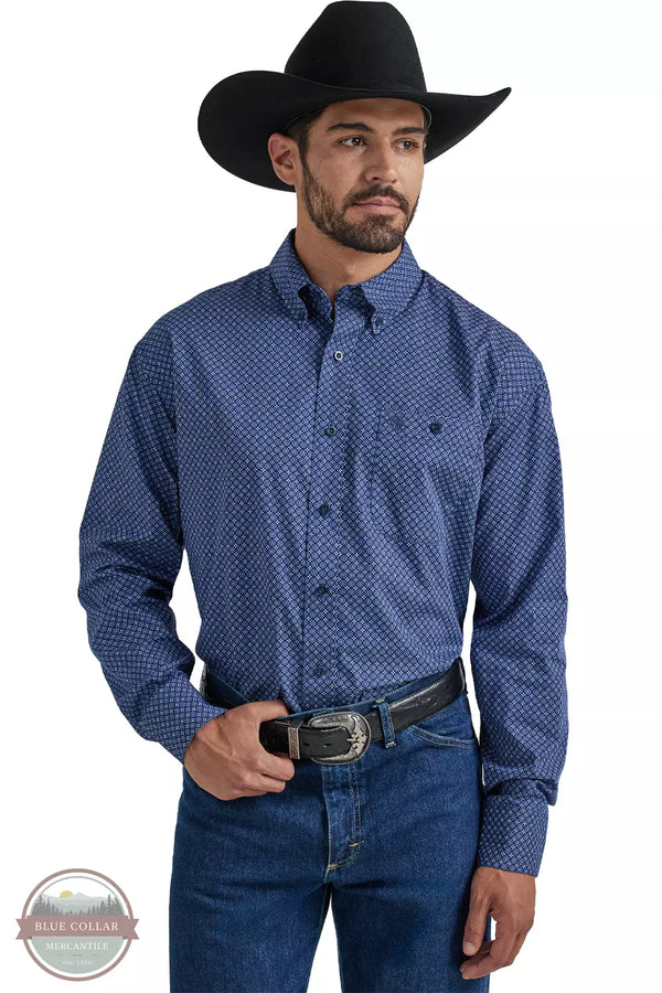 Wrangler 112338099 George Strait Long Sleeve One Pocket Button Down Shirt in Midnight Splash Front View