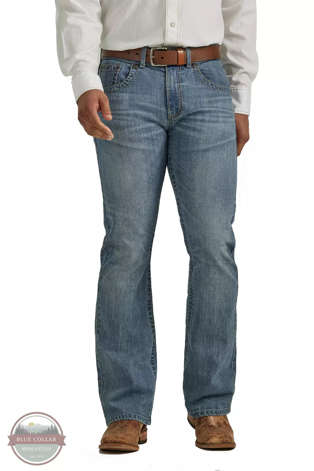Wrangler 112338550 Rock 47 Slim Fit Bootcut Jeans in Roundabout Front View