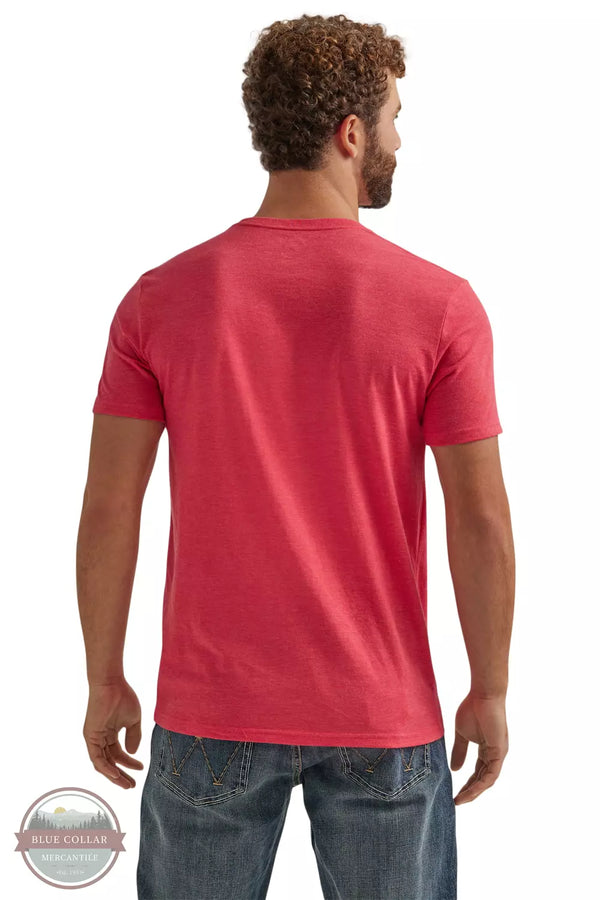 Wrangler 112344132 USA Kabel T-Shirt in Cherry Red Back View