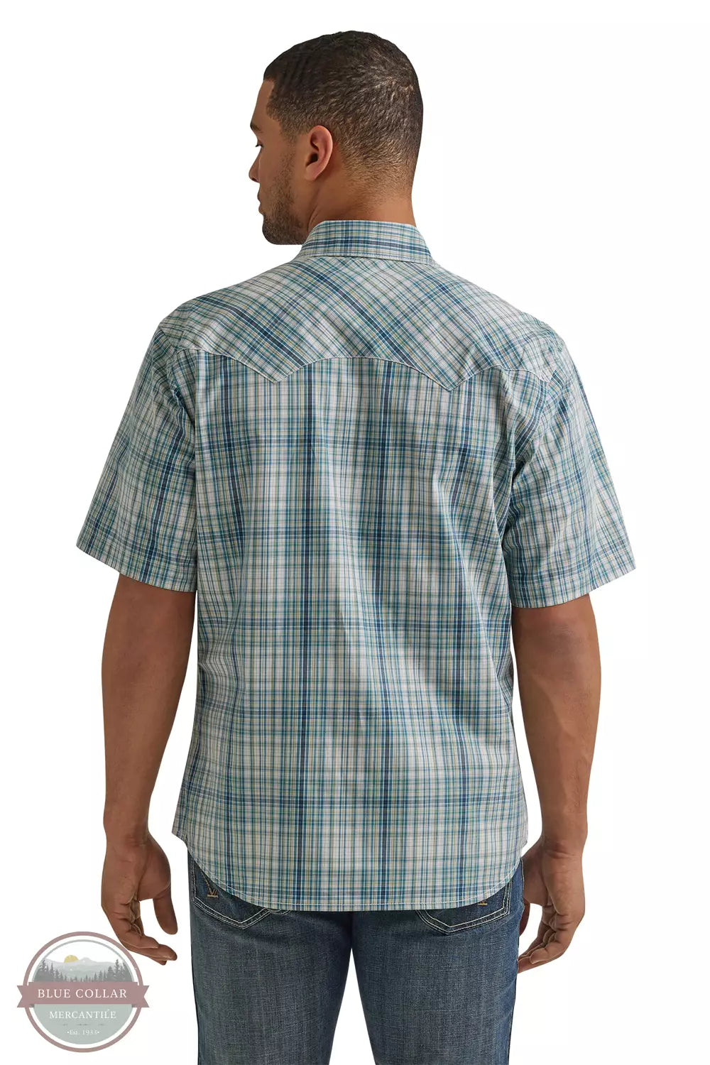 Wrangler 112344300 Retro Snap Shirt with Sawtooth Pockets in Aqua Plaid Back View