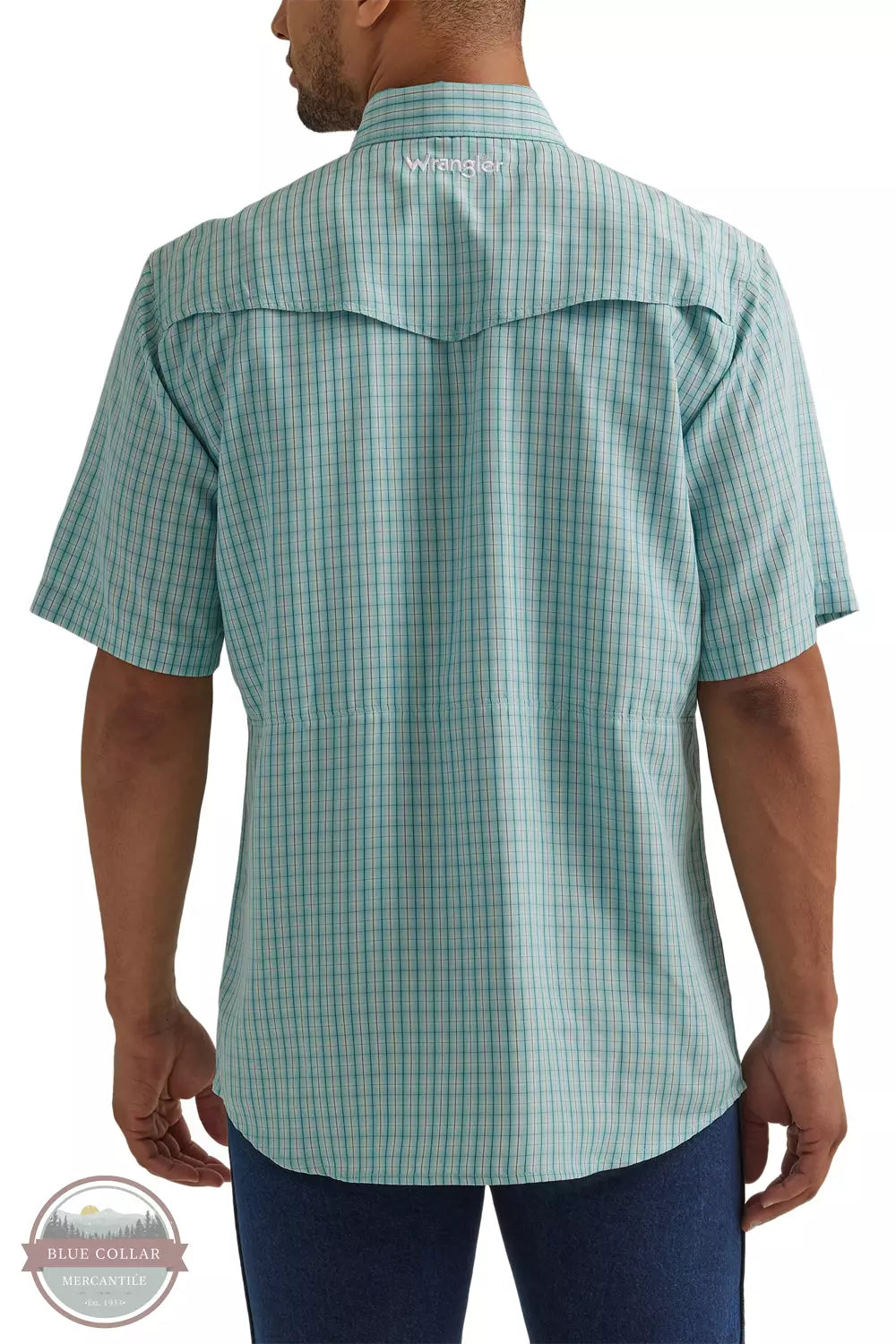 Wrangler 112344595 Performance Snap Shirt in Sky Blue Plaid Back View