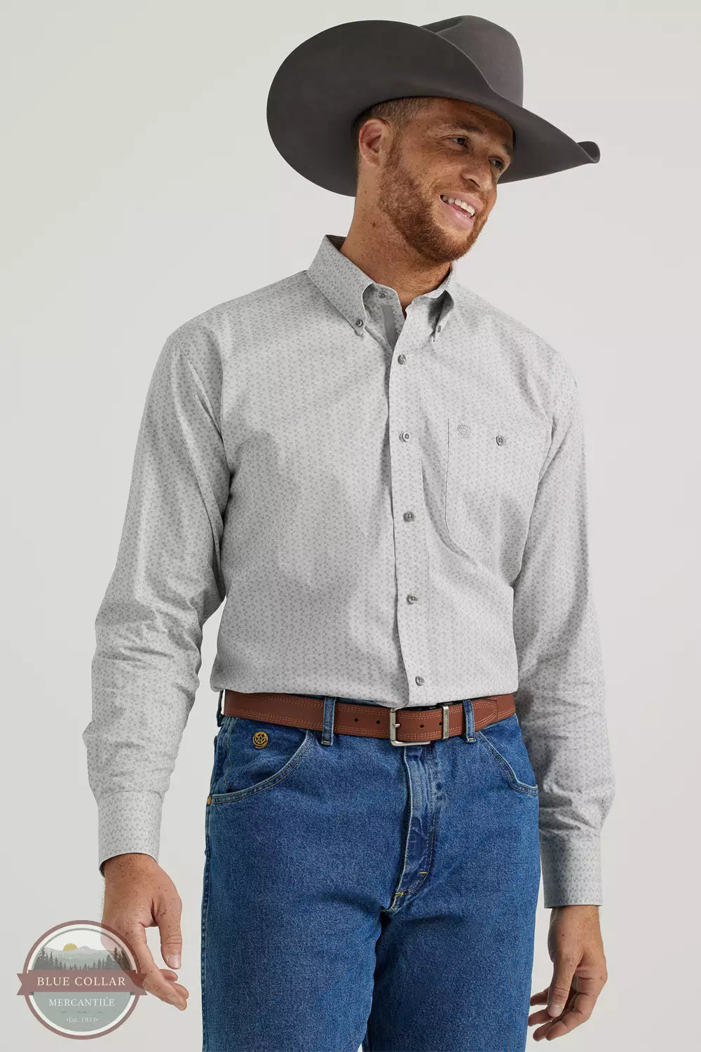 Wrangler 112344887 George Strait Long Sleeve Button Down Shirt in Grey Hatches Front View