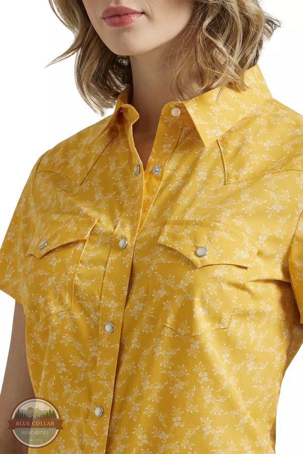 Wrangler 112347162 Yellow Western Snap Short Sleeve Shirt Detail View