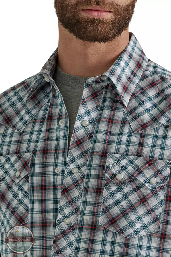 Wrangler 112347291 Green Plaid Retro Shirt Detail View