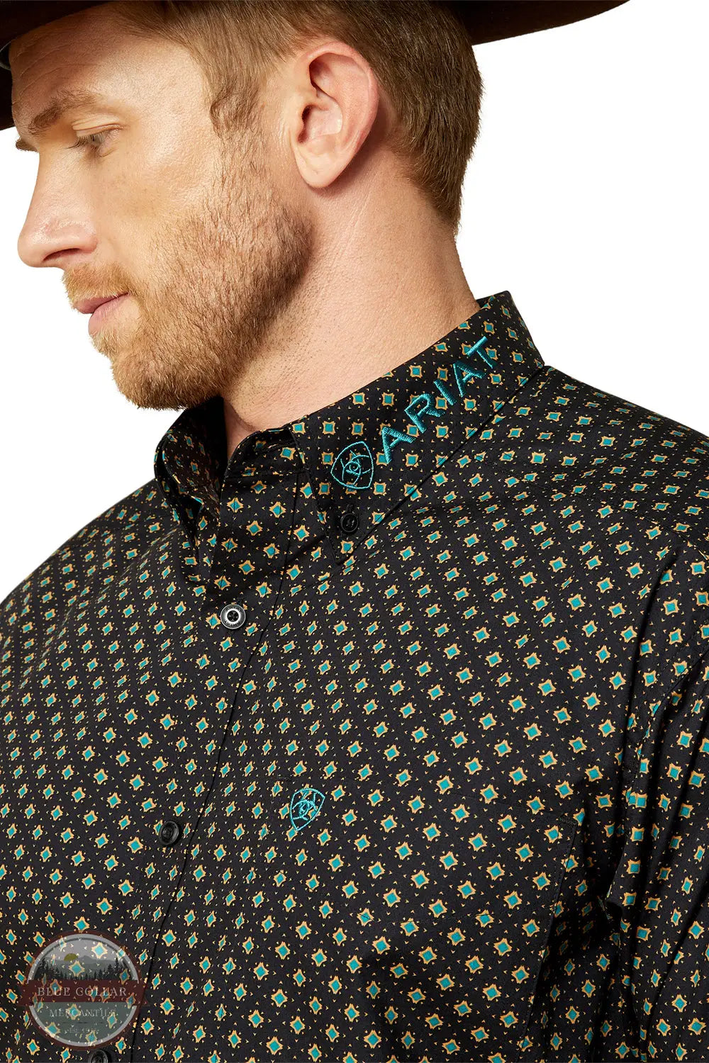 Ariat 10062253 Team Philbert Classic Print Long Sleeve Shirt in Black, collar