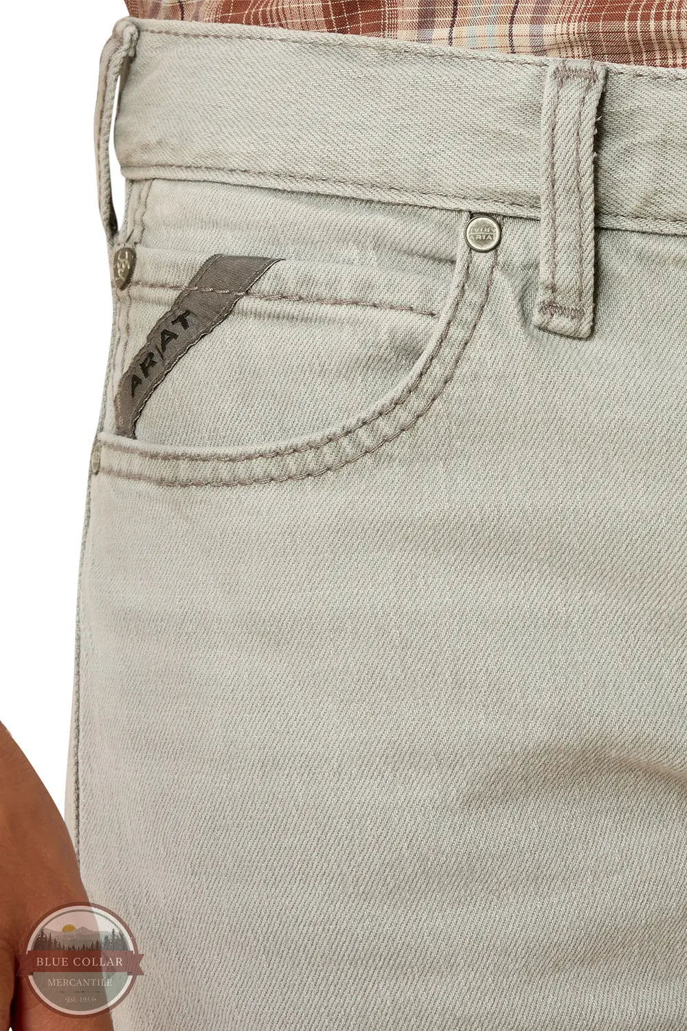 Ariat 10072981 M7 Slim Oliver Straight Leg Jean front pocket detail