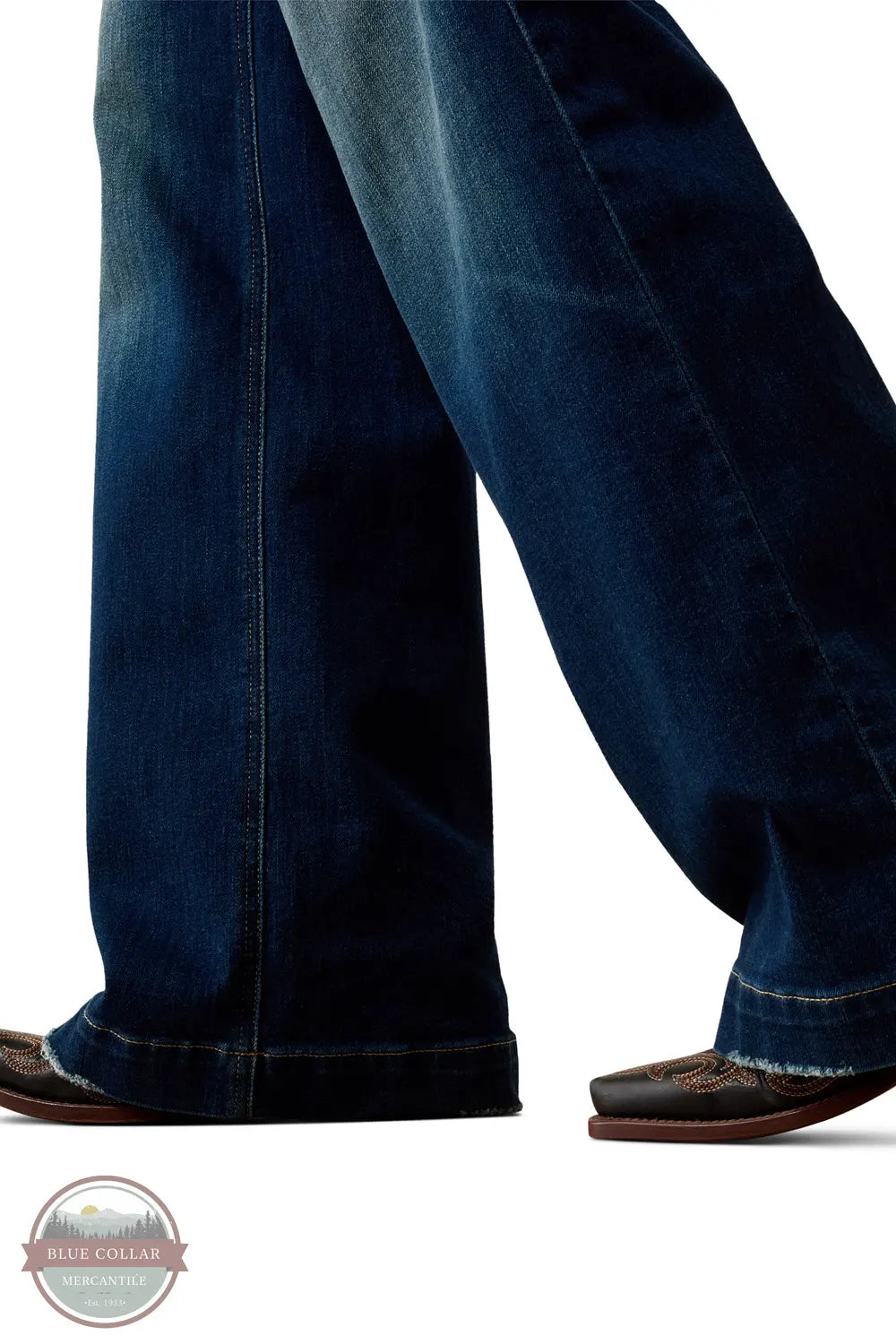 Ariat 10073012 Penelope Ultra High Rise Wide Leg Jean bottom jean detail