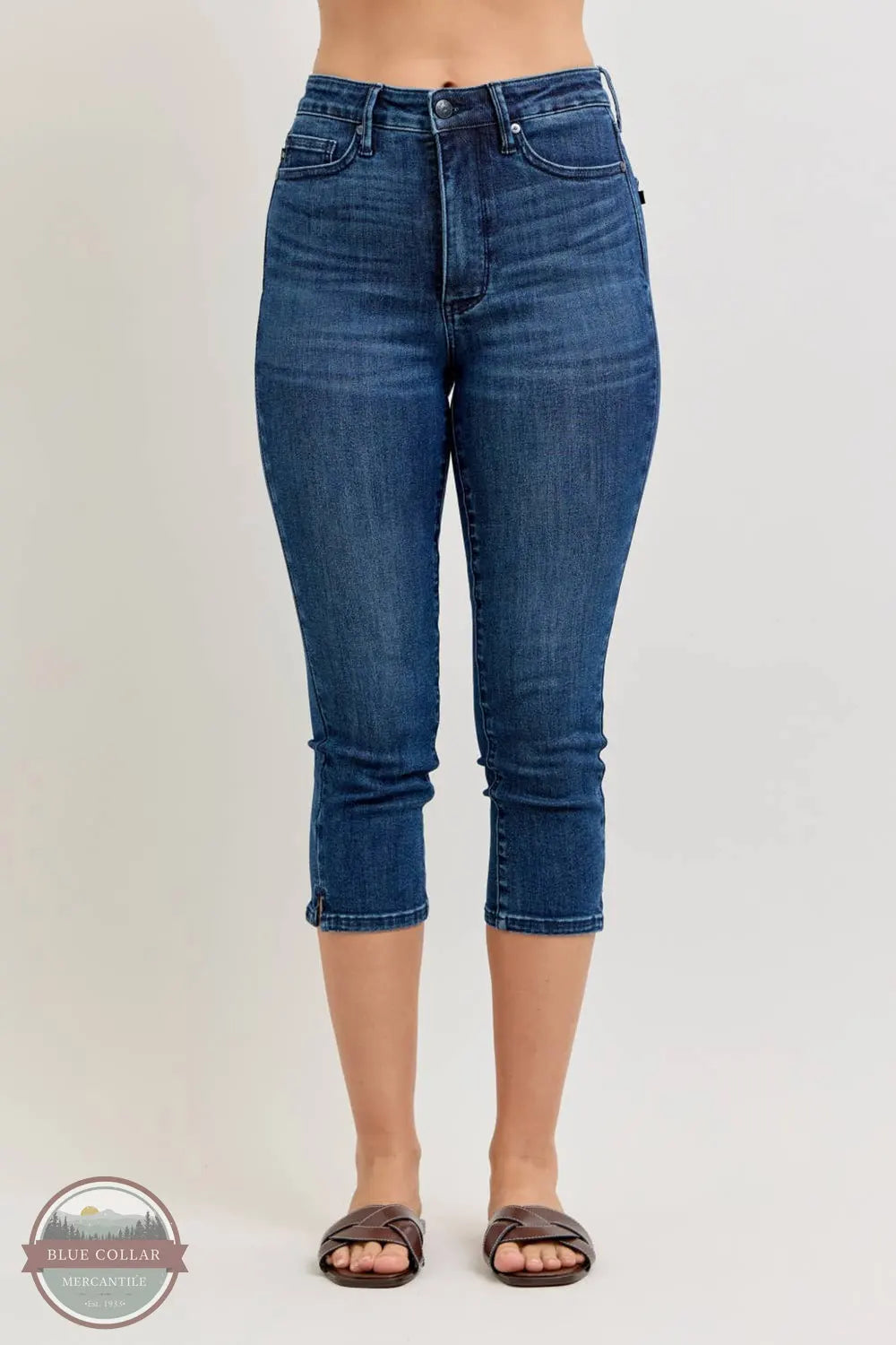 Judy Blue 78119REG High Waisted Tummy Control Capri w/ Shield Back Pockets front view