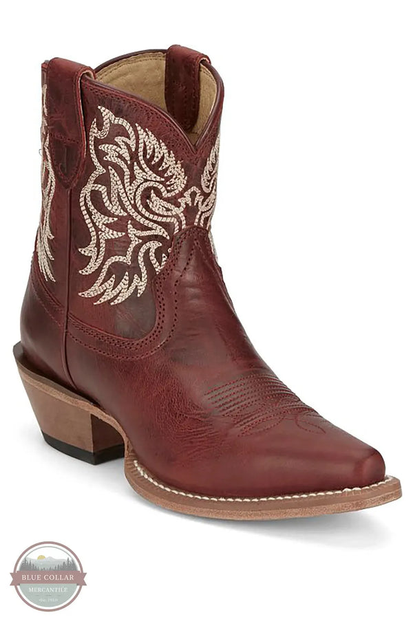 Justin VN4420 Isabella 7" Bootie in Ruby front view of single boot