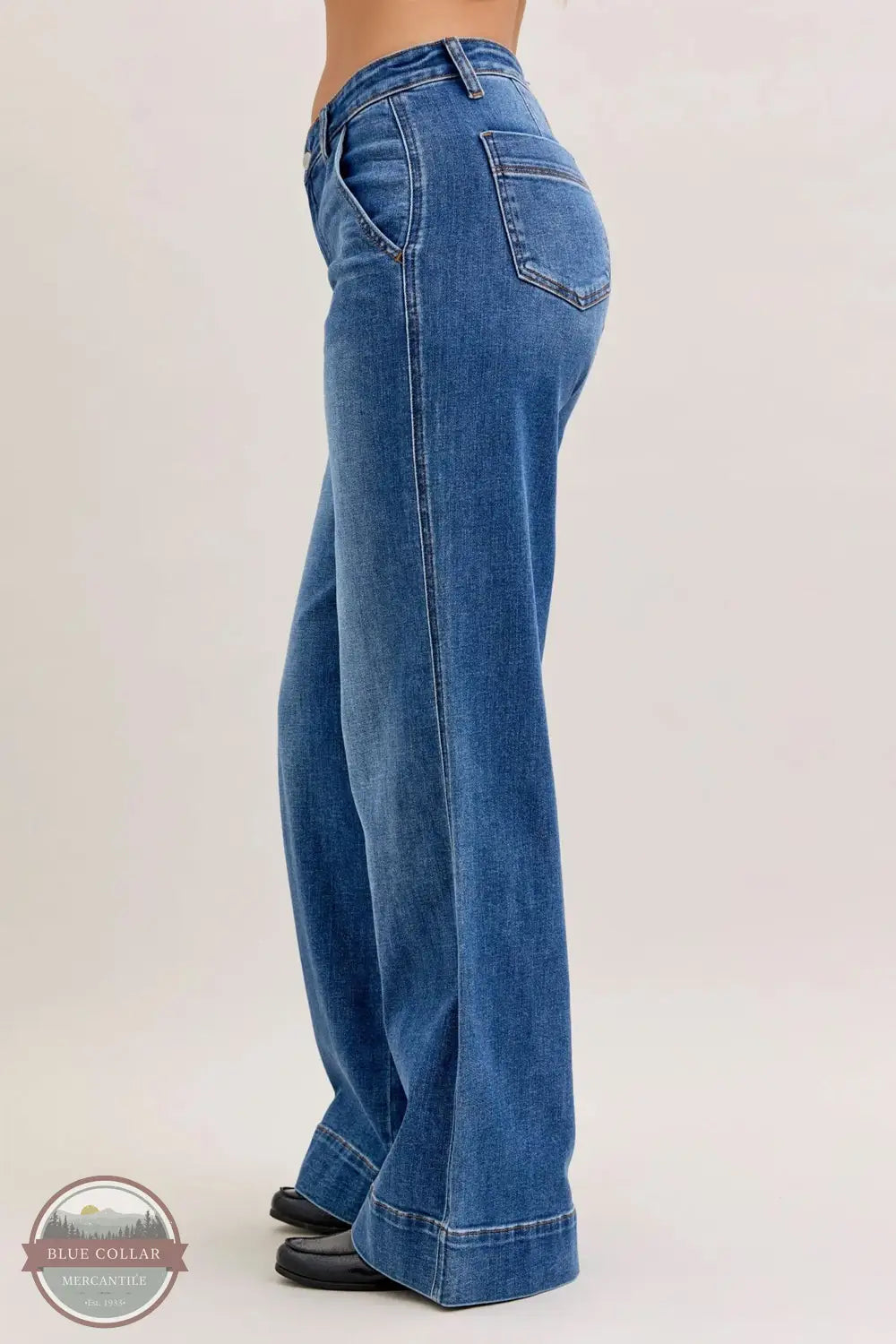 82674REG Mid Rise Trouser Retro Wide Leg Jean, side